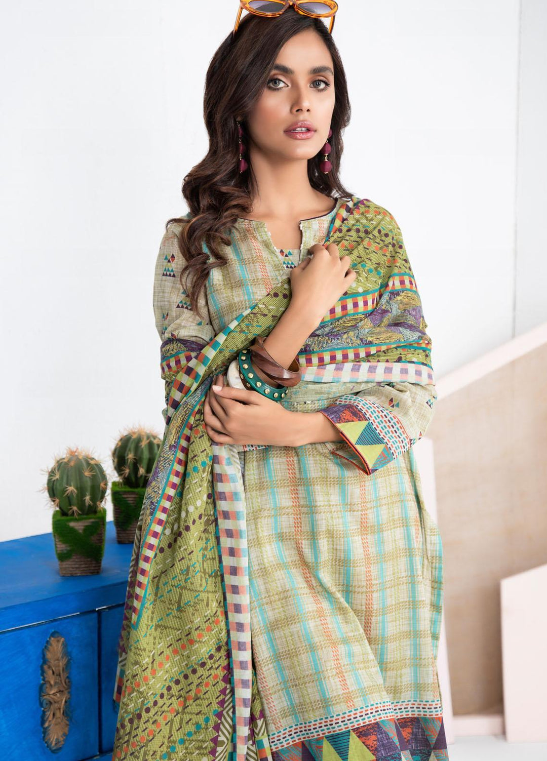 Lakhany Printed Lawn Suits Unstitched 3 Piece LSM21KP KPL-2025-B - Summer Collection