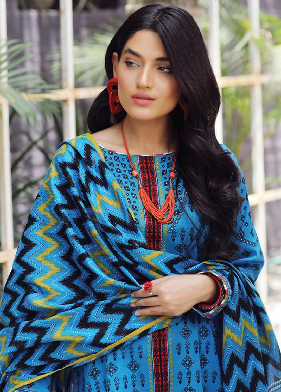 Komal Prints By Lakhany Printed Lawn Suits Unstitched 3 Piece LSM22KP KPC-7425-B - Summer Collection