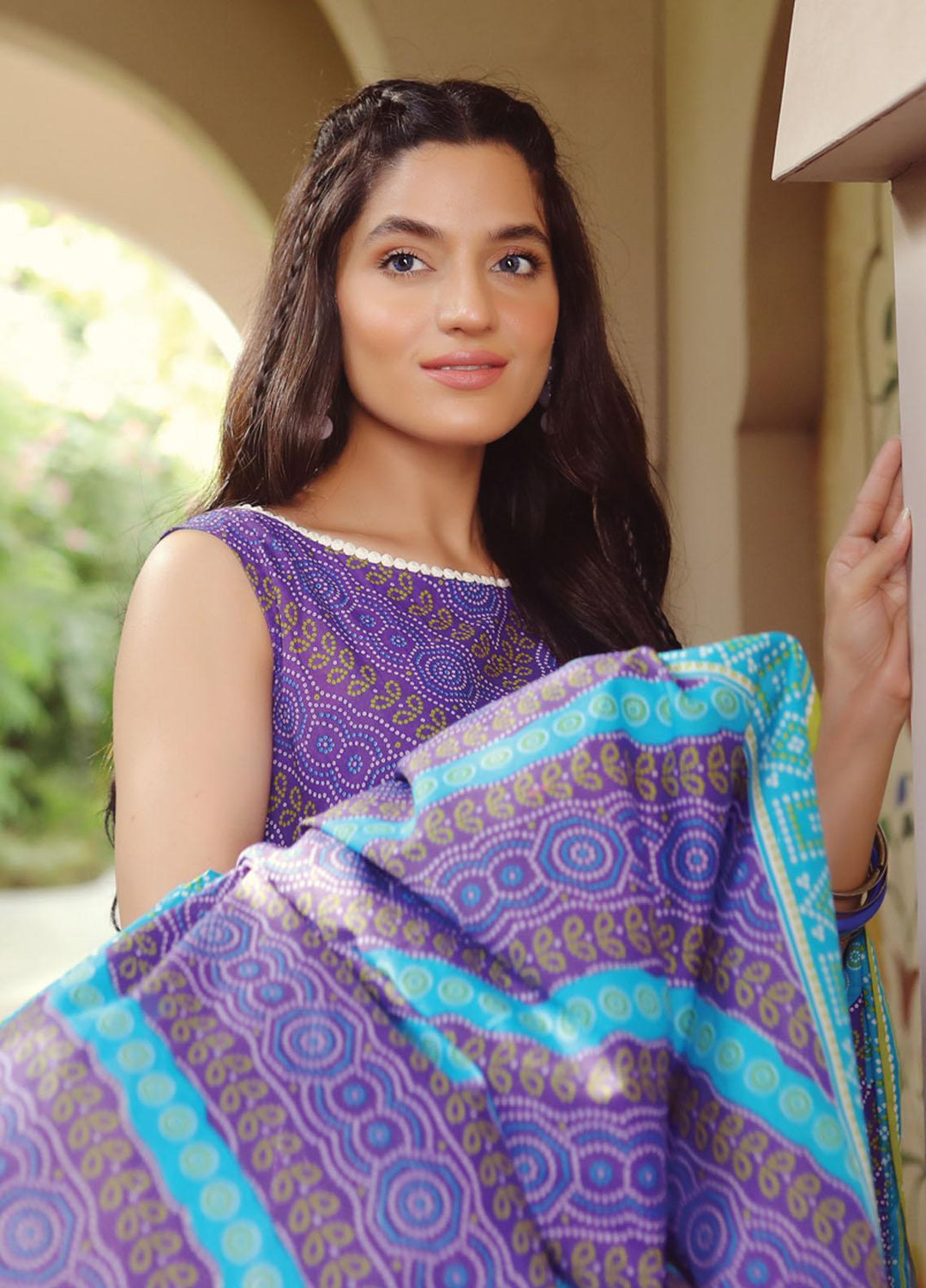 Komal Prints By Lakhany Printed Lawn Suits Unstitched 3 Piece LSM22KP KPC-7429-B - Summer Collection