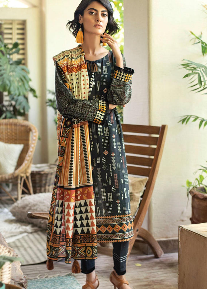 Lakhany Printed Khaddar Suits Unstitched 3 Piece LSM21KK KPW-520 - Winter Collection