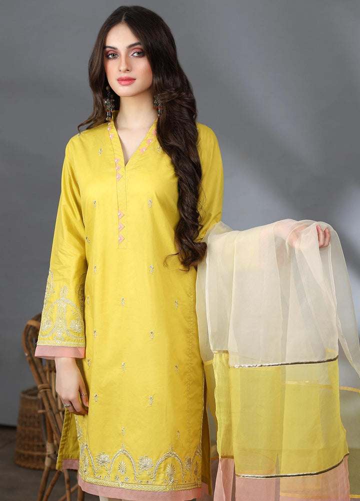Lakhany Pret Embroidered  Cambric 3 Piece Suit LSM21CM LSM-2223