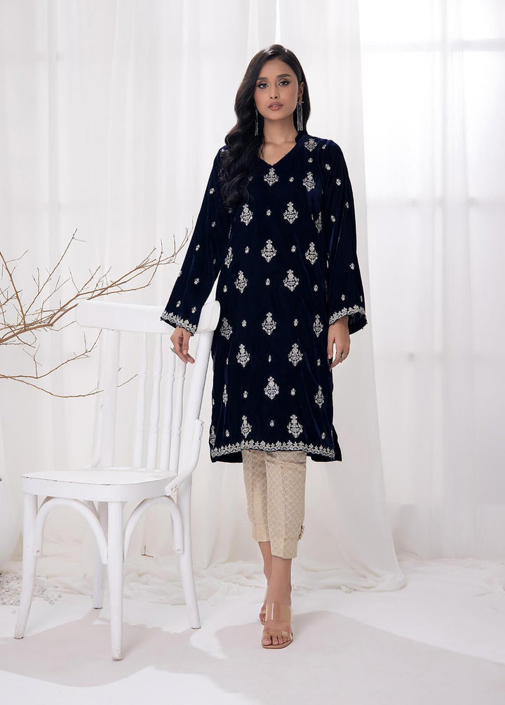 Lakhany Pret Embroidered  Velvet Kurti LSM22V LSM-2889