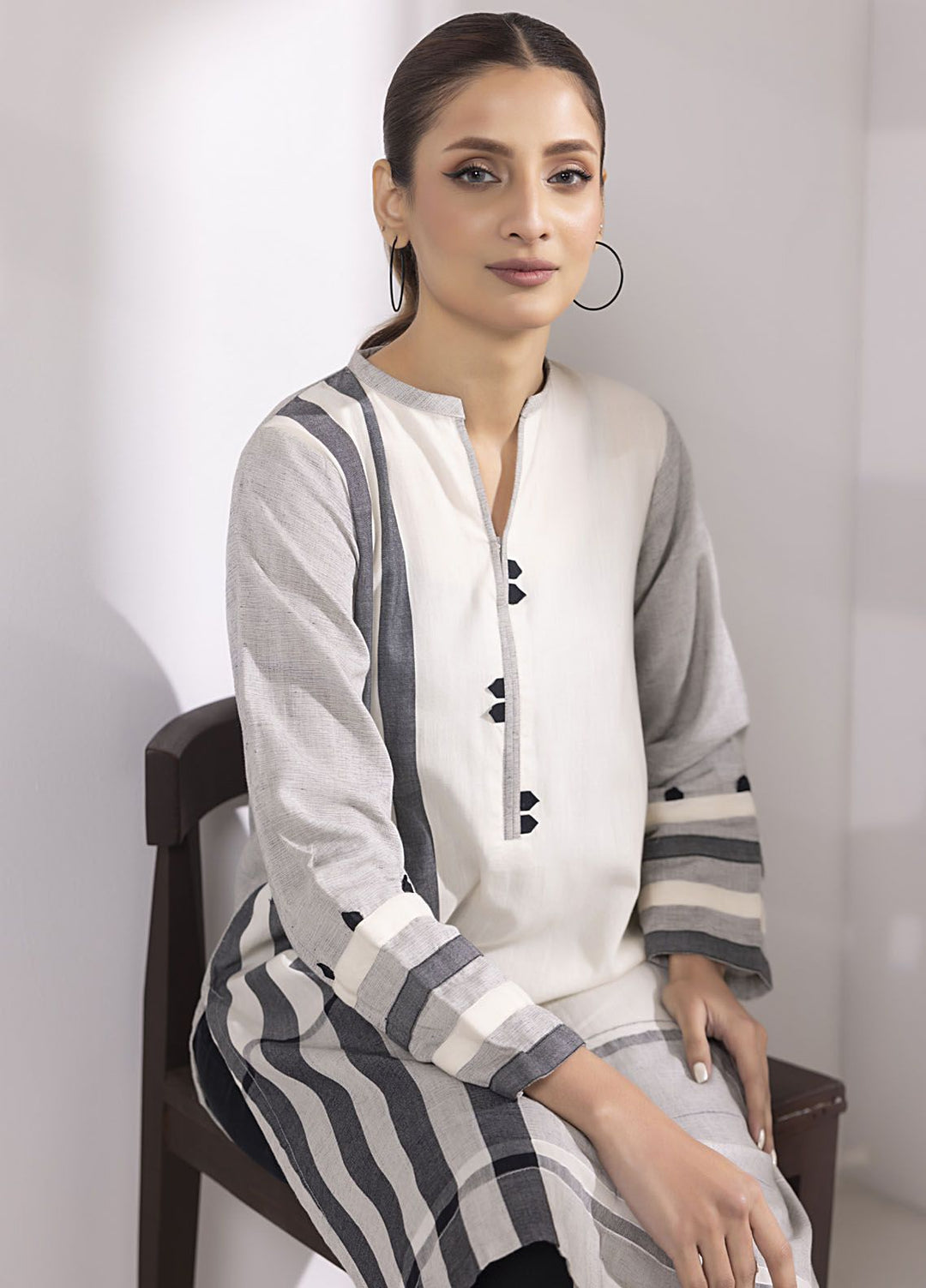 Lakhany Pret Embroidered Cotton Kurti LG-IZ-0142