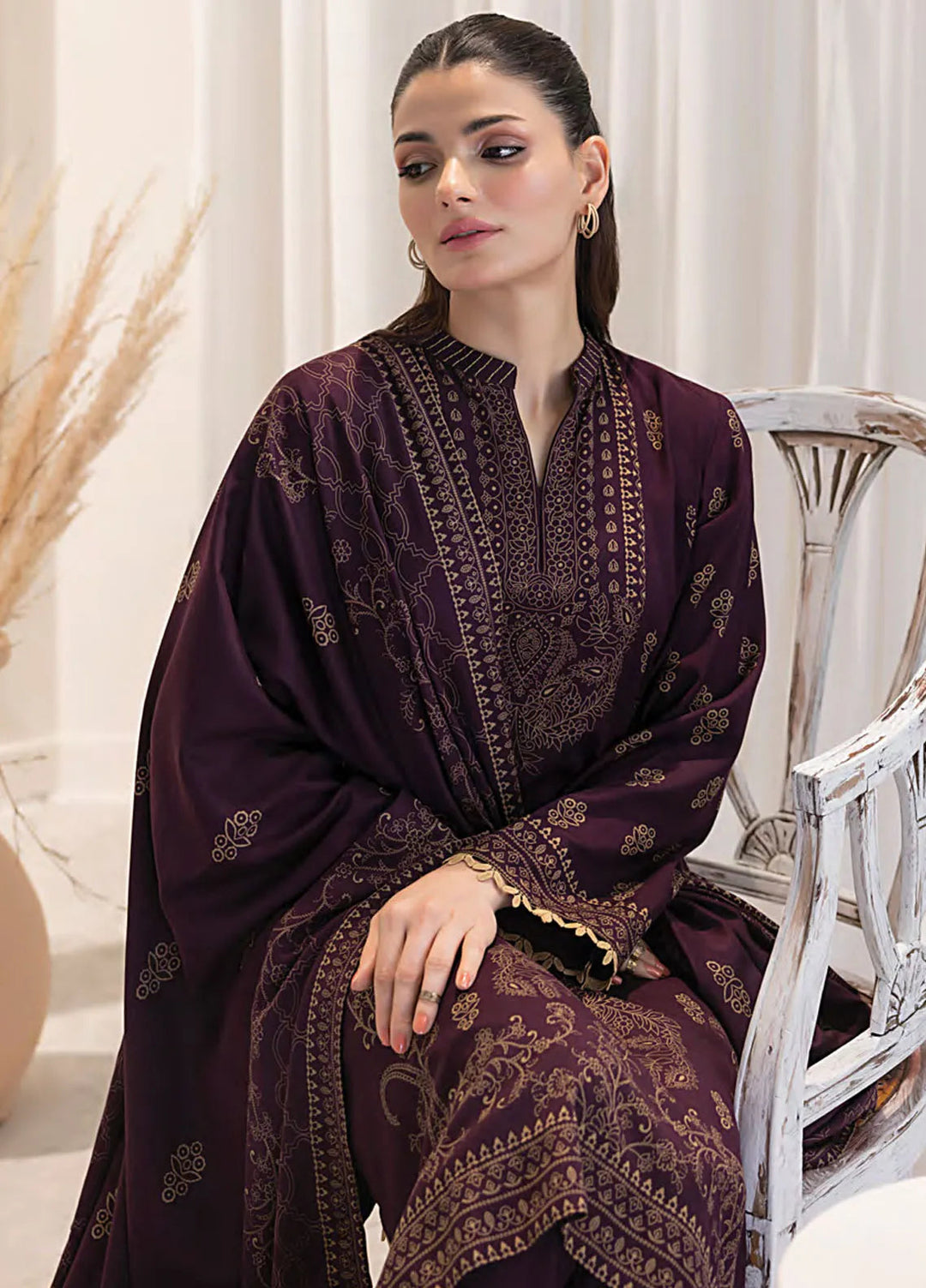 Lakhany Printed Wool Suit Unstitched 3 Piece LSM24CW LG-AR-0078-C - Winter Collection