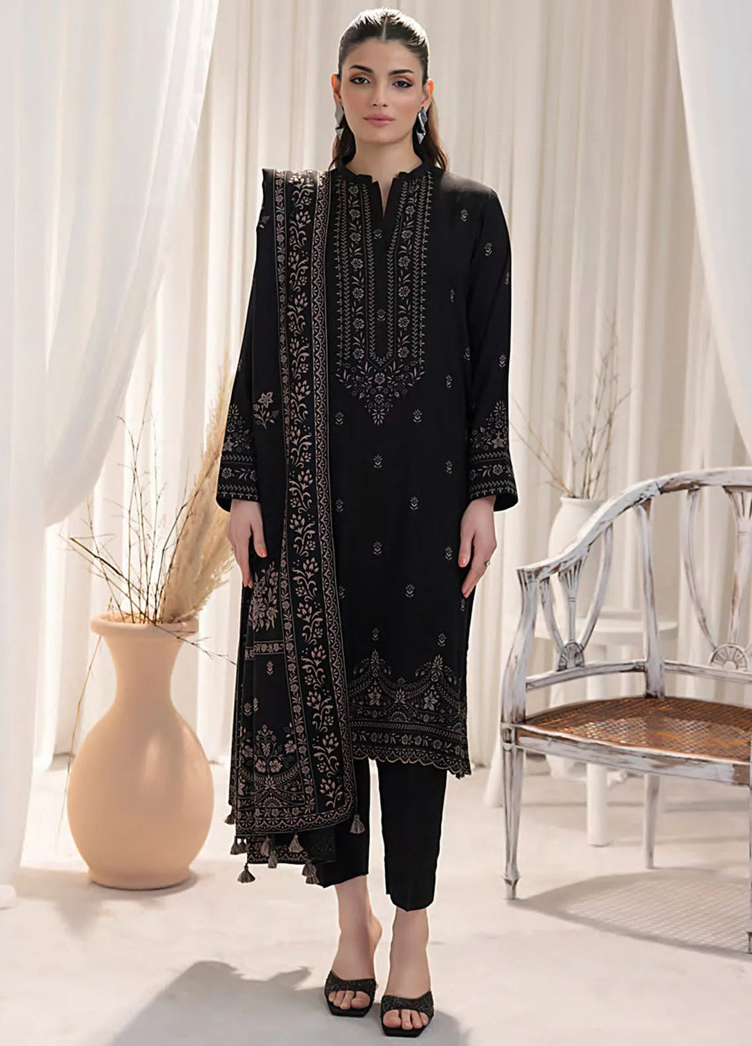 Lakhany Printed Wool Suit Unstitched 3 Piece LSM24CW LG-IZ-0271-C - Winter Collection