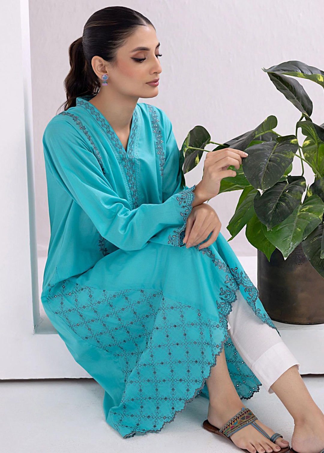 Lakhany Pret Embroidered Lawn Kurti LG-SK-0123