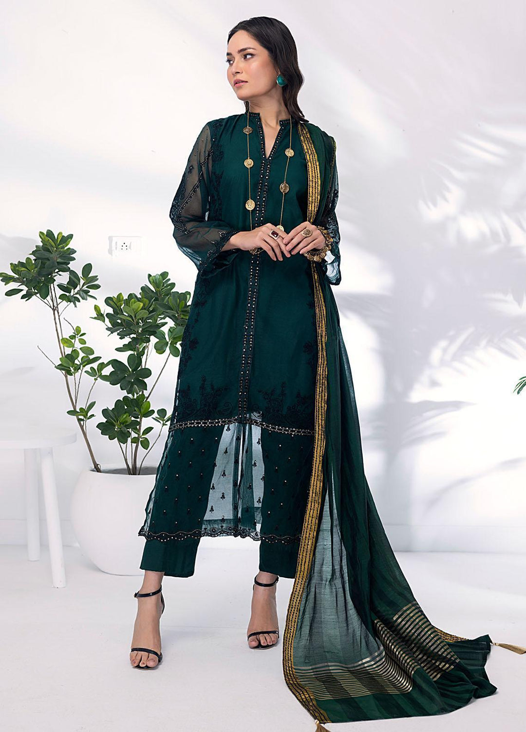 Lakhany Pret Embroidered Khaadi Net 3 Piece Suit LSM23RW LG-EA-0402