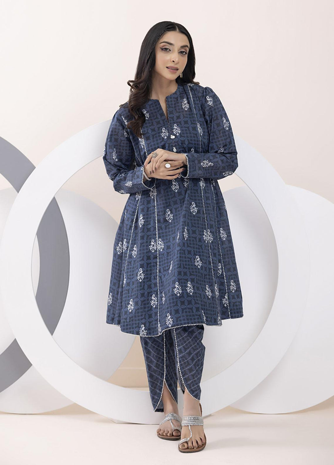 Lakhany Pret Printed Lawn 2 Piece Suit LSM-3036