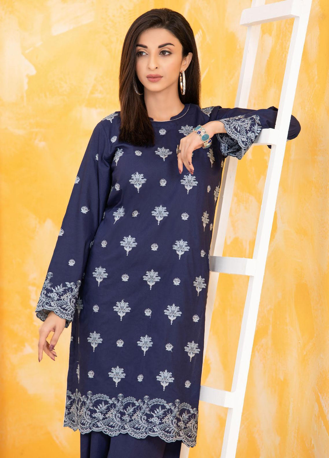 Lakhany Pret Embroidered Cambric 2 Piece Suit LSM-2814