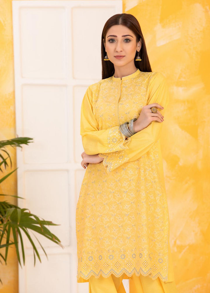 Lakhany Pret Embroidered Cambric 2 Piece Suit LSM-2818