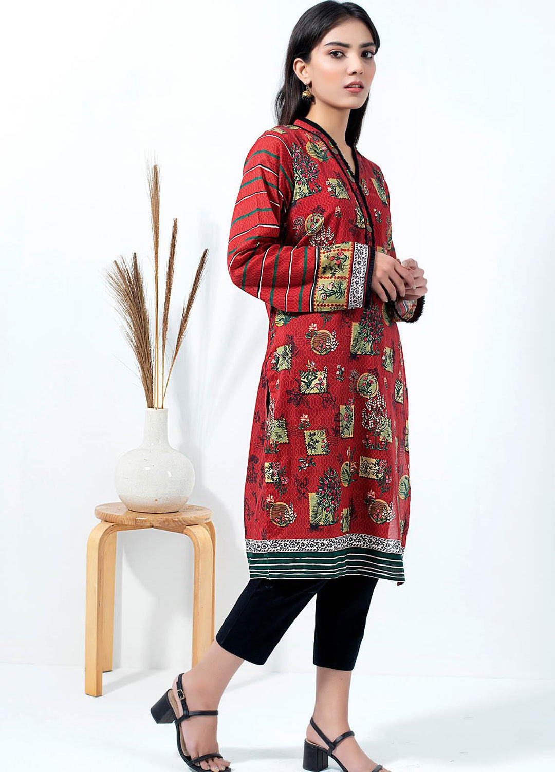 Lakhany Printed Lawn  Unstitched Kurties LSM21SP PK-2130 - Summer Collection