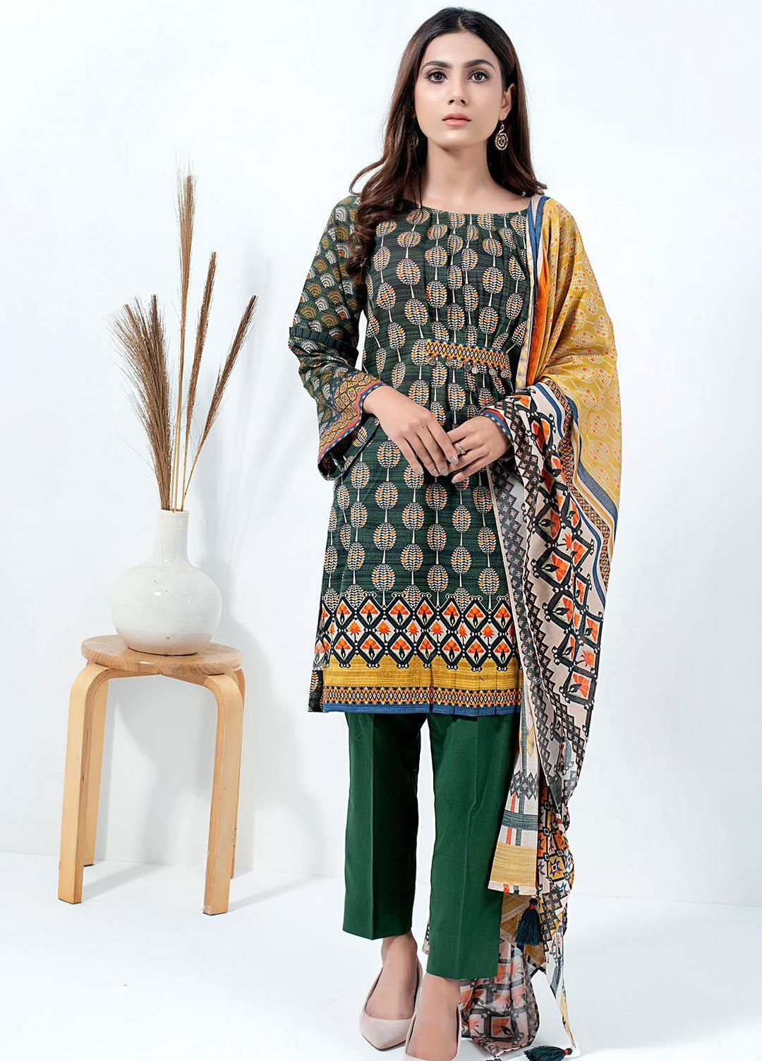 Lakhany Printed Lawn Suits Unstitched 3 Piece LSM21SP PL-2161 - Summer Collection