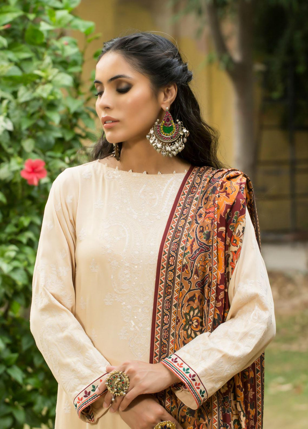 Lakhany Embroidered Karandi Suits Unstitched 3 Piece LSM22WE WEC-SR-0052 Cream - Winter Collection