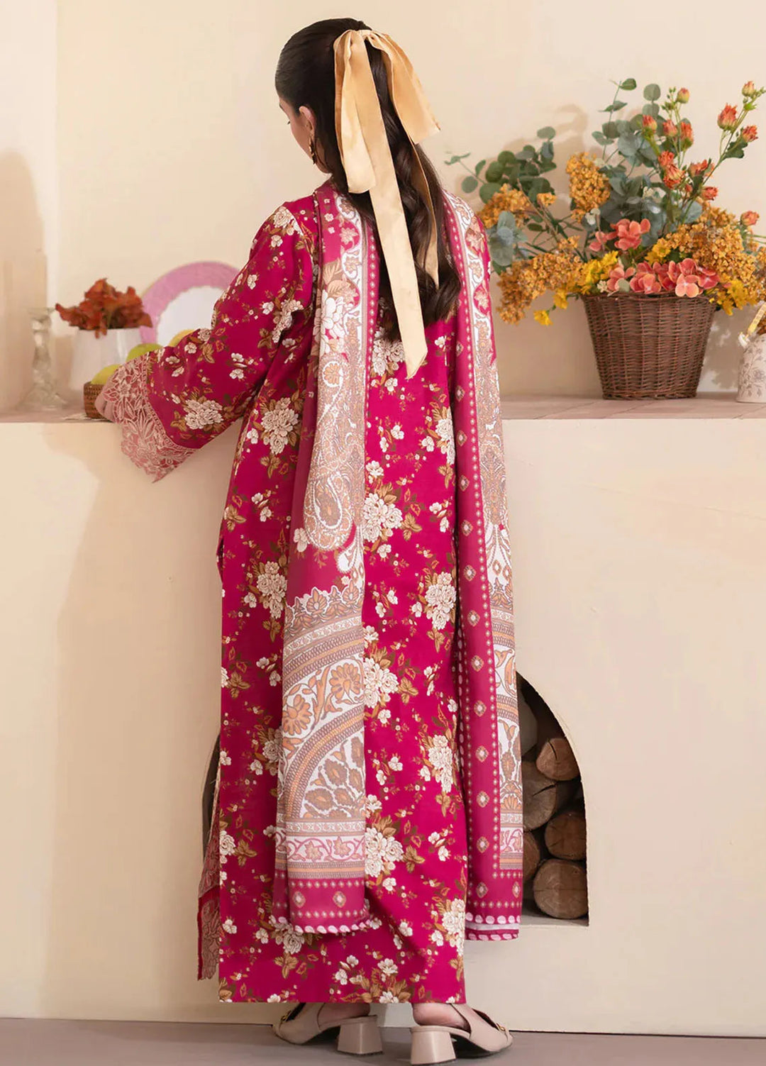 Leila by Mahnur Embroidered Khaddar Suit Unstitched 3 Piece MN24L Camellia - Winter Collection
