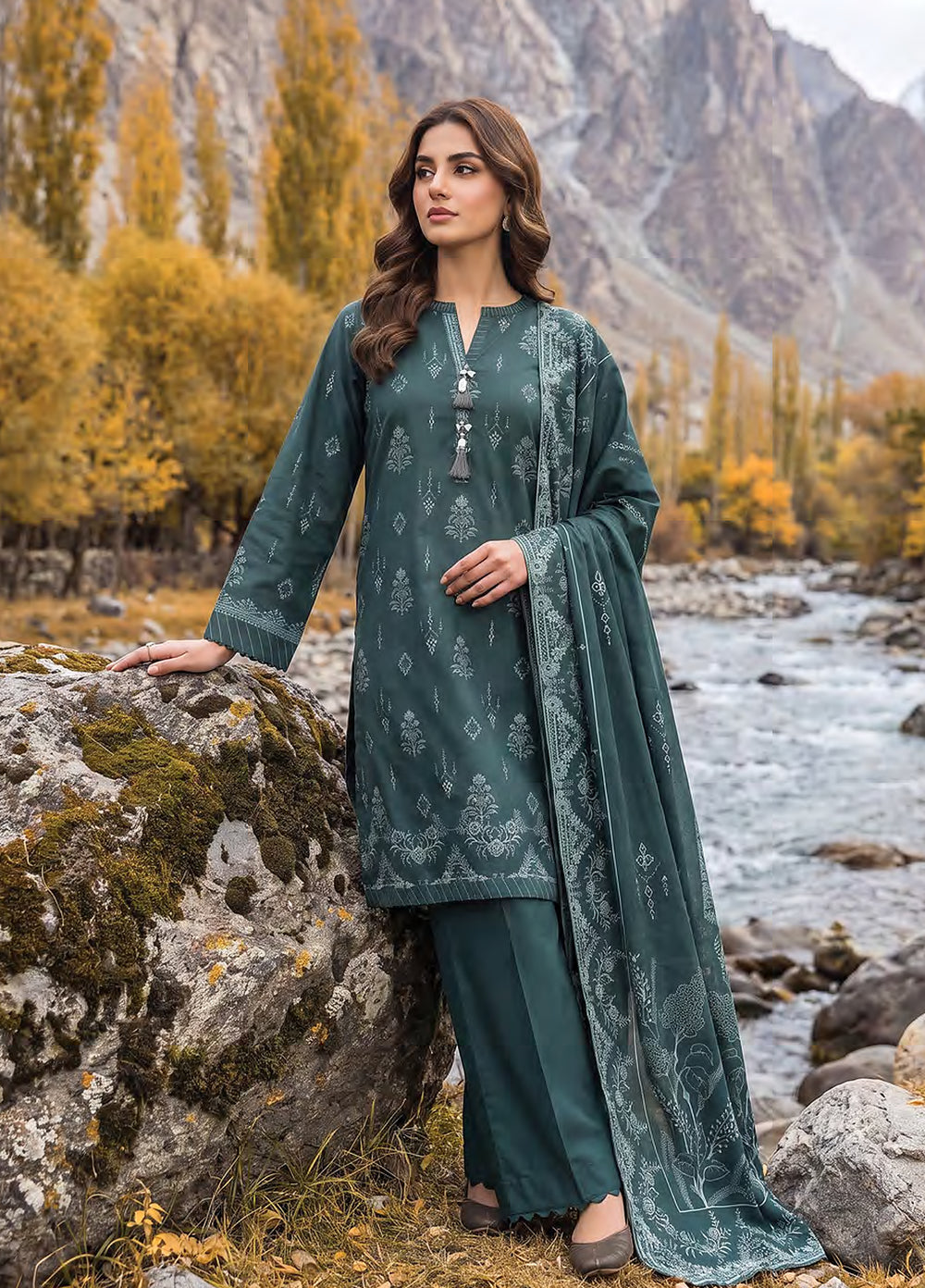 Lakhany Unstitched Printed Pashmina 3 Piece Suit LSM26UP LG-SG-0160-B - Casual Collection