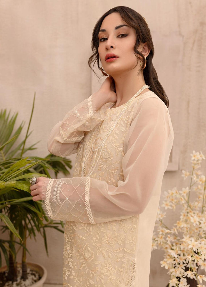 Log 'n' Tog Pret Embroidered Organza 2 Piece Suit LNT23P Phulkari