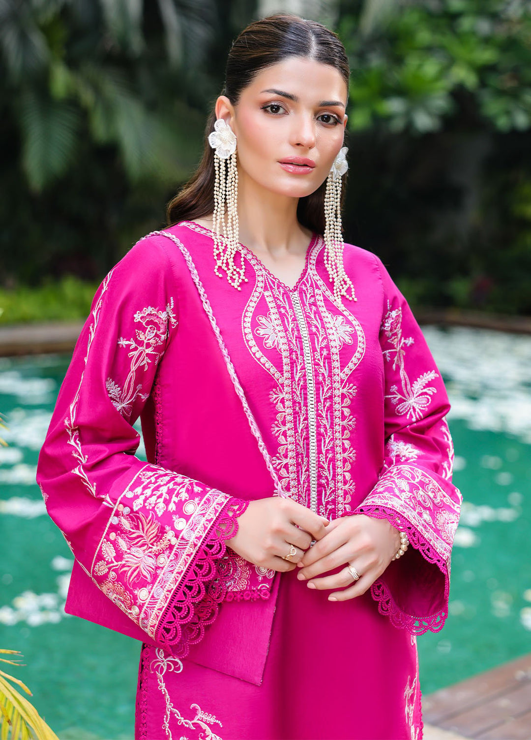 Lovent by Sahane Pret Embroidered Lawn 3 Piece Suit ME23007 Seraph