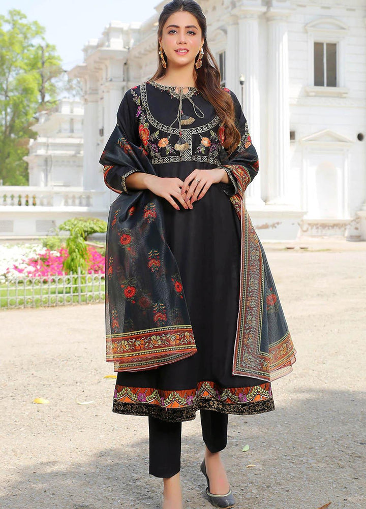 Madame Pret Eid Collection 2022 Pret Embroidered Lawn 3 Piece MDM22PE 2488