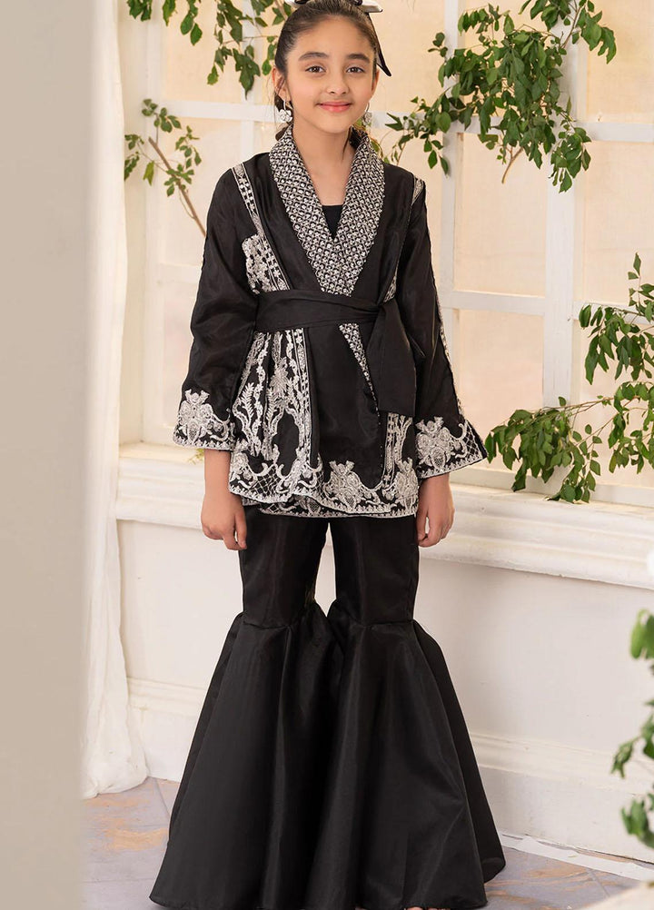 Vanya Pret Embroidered Tefta 2 Piece VY22MM ME-06