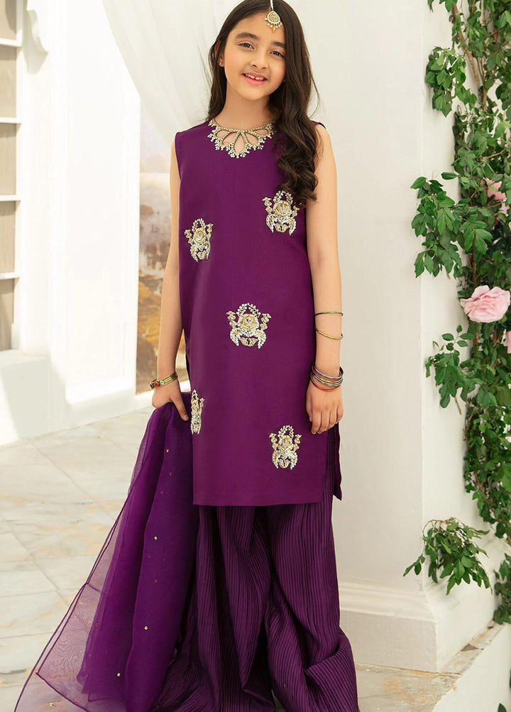 Vanya Pret Embroidered Raw Silk 3 Piece VY22MM ME-09