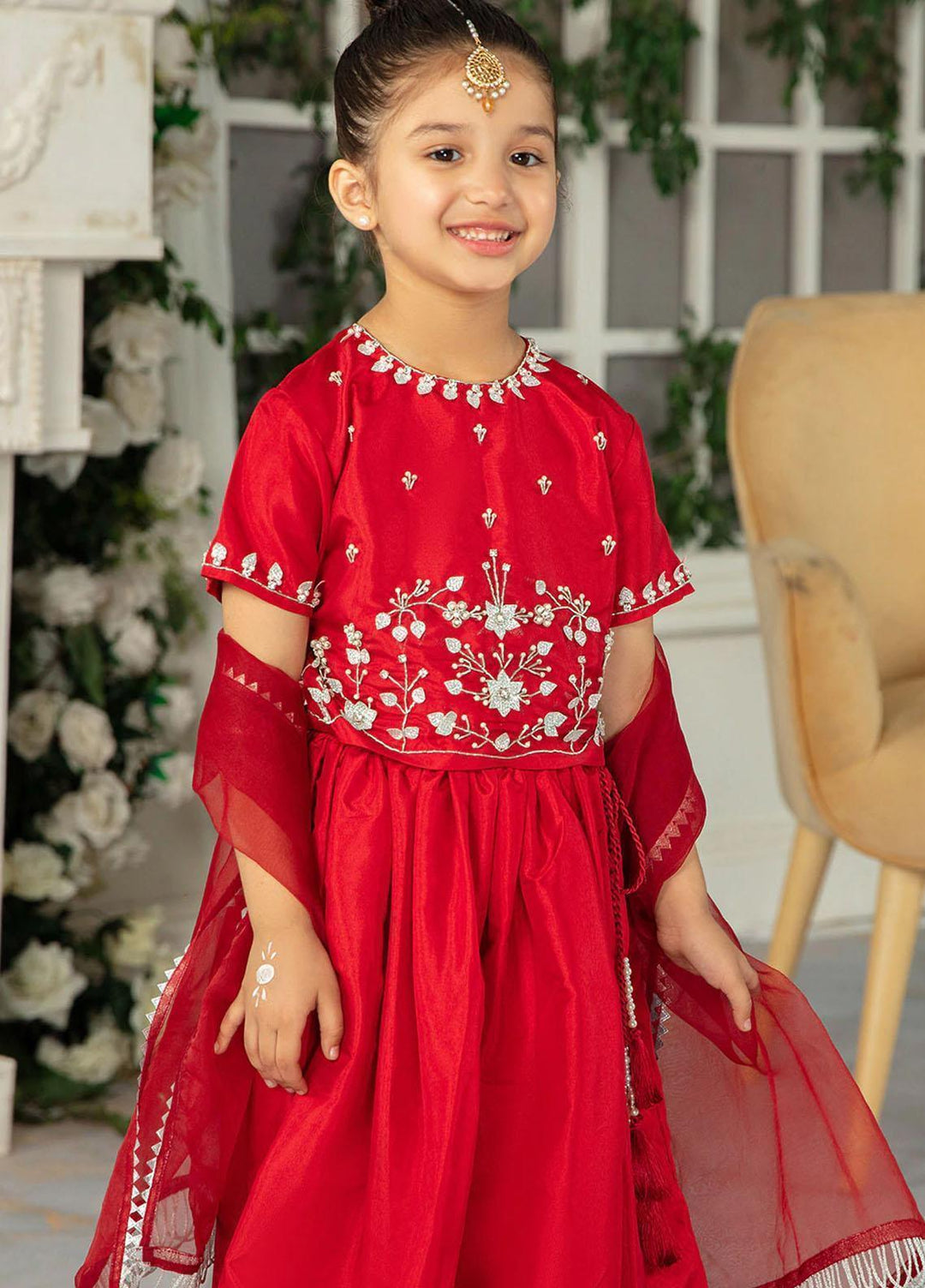 Vanya Pret Embroidered Tefta 3 Piece VY22MM ME-10