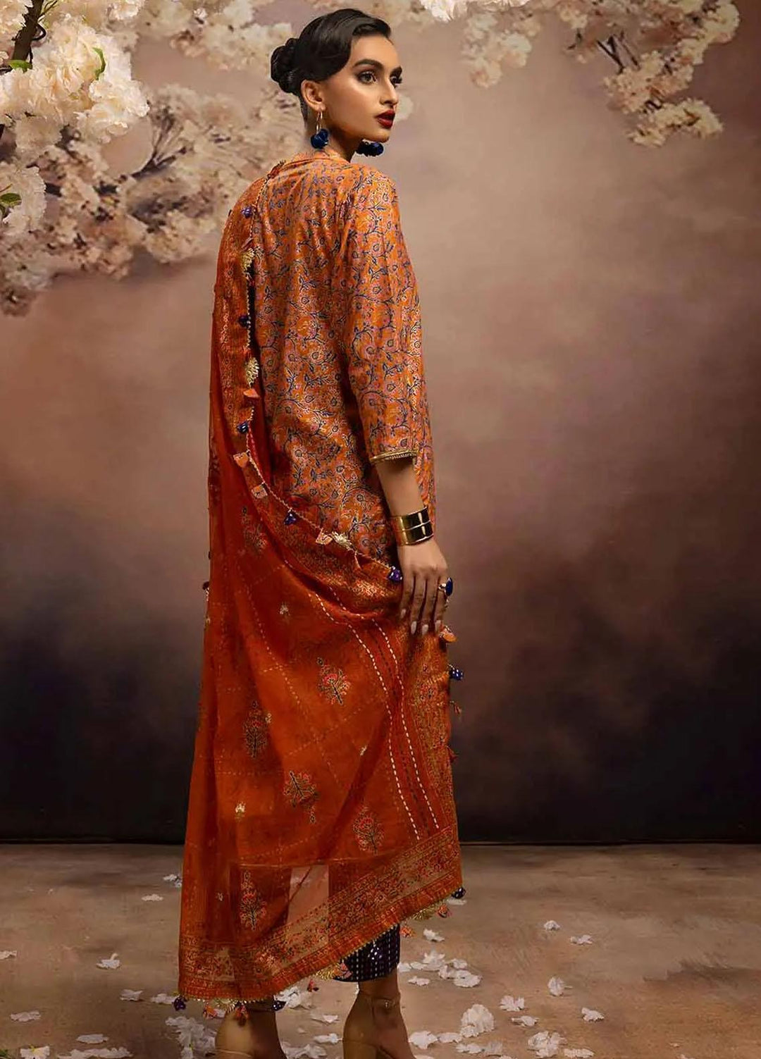 Maharani Muse By Gul Ahmed Embroidered Lawn Suits Unstitched 3 Piece GA23MM CN-32028 - Festive Collection