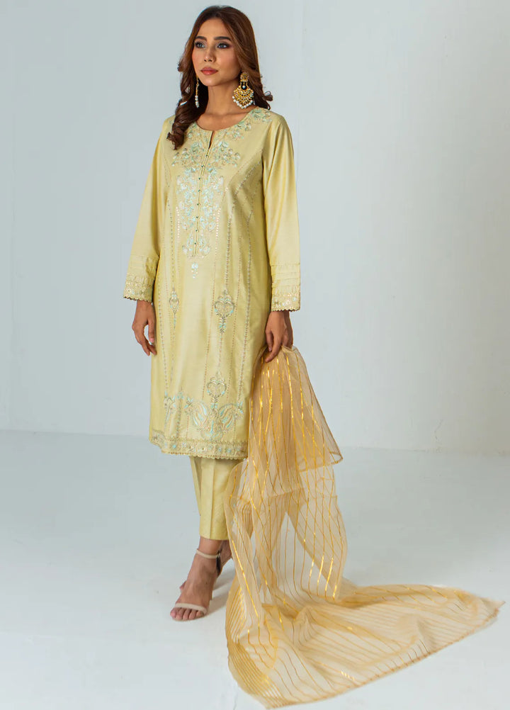 Mahnoor Ejaaz Pret Embroidered Silk 3 Piece Suit MELP-SH-003