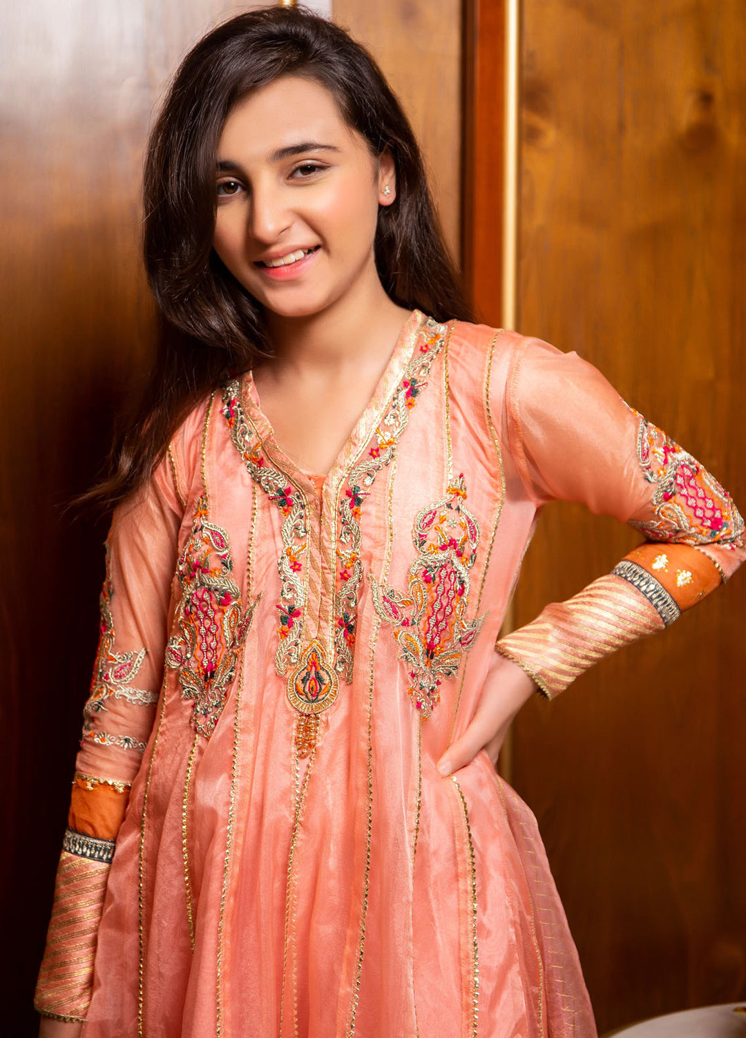 Mahroo Pret Embroidered Organza 3 Piece Suit RTWFDS-003