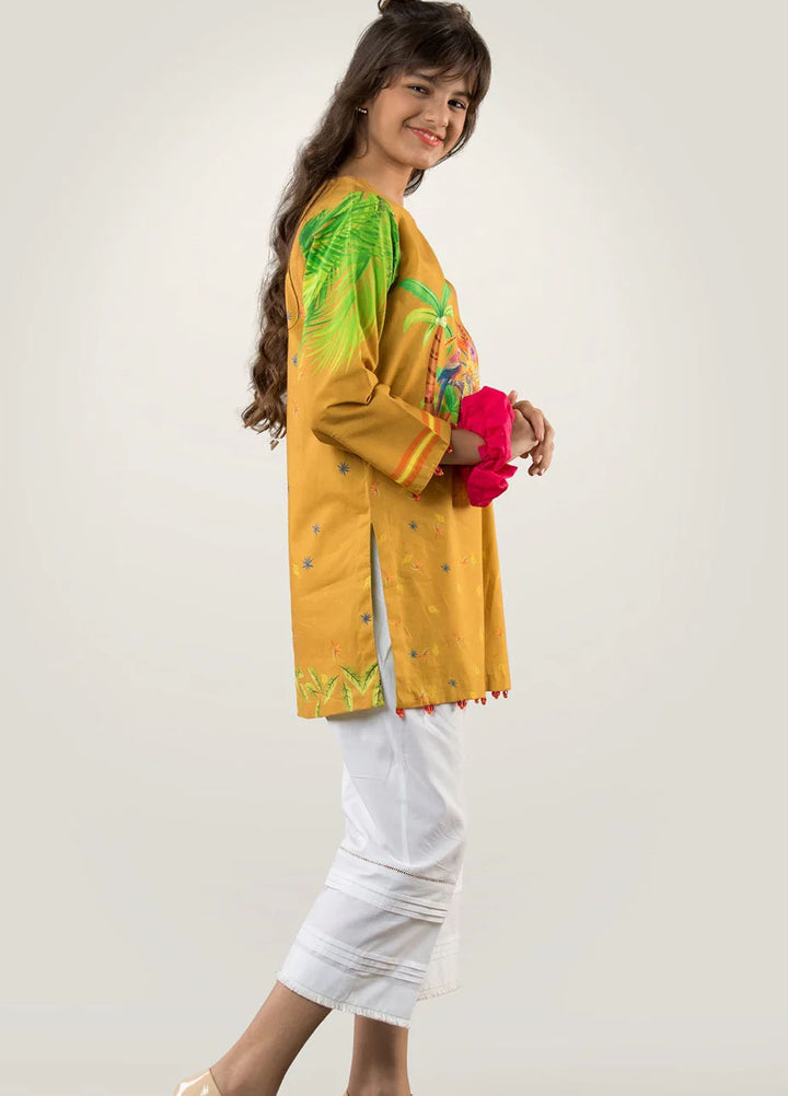 Mahroo Pret Printed Lawn 2 Piece  MAC-011
