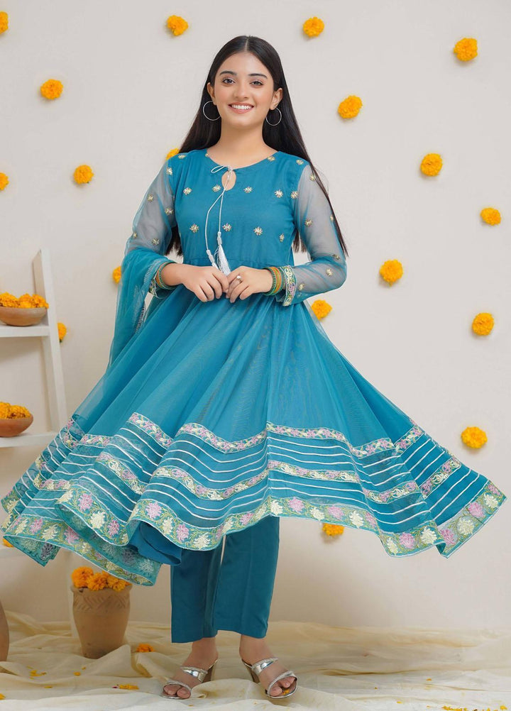 Modest Pret Embroidered Net 3 Piece Suit Mirha