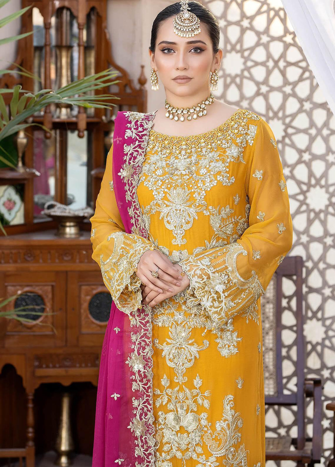 Exquise Majestic By Imrozia Premium Embroidered Chiffon Suits Unstitched 3 Piece IMP23EM M-28 Roshanay - Festive Collection