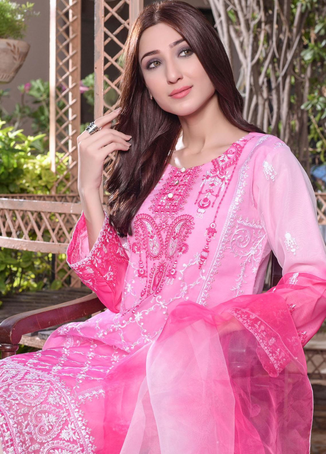 MAK Fashion Pret Embroidered Organza 3 Piece Suit MAK22EF EFO-10010