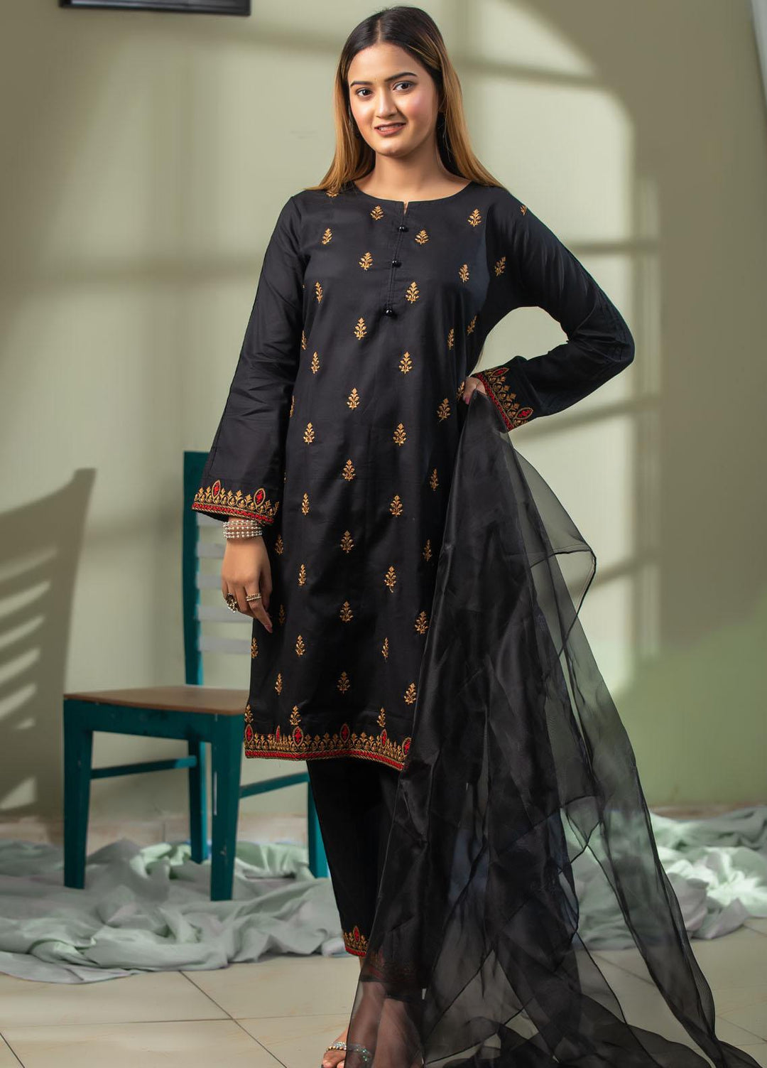 MAK Fashion Casual Pret  Lawn 2 Piece Dress MAK23PST FITOOR