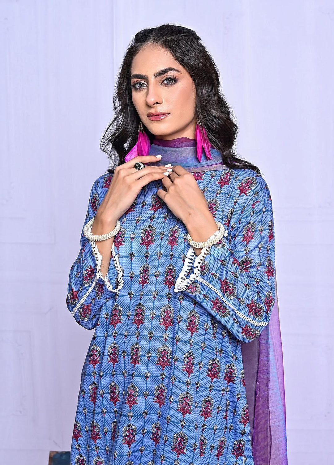 MAK Fashion Pret Casual Lawn 3 Piece Suit MAK23SE Iznik