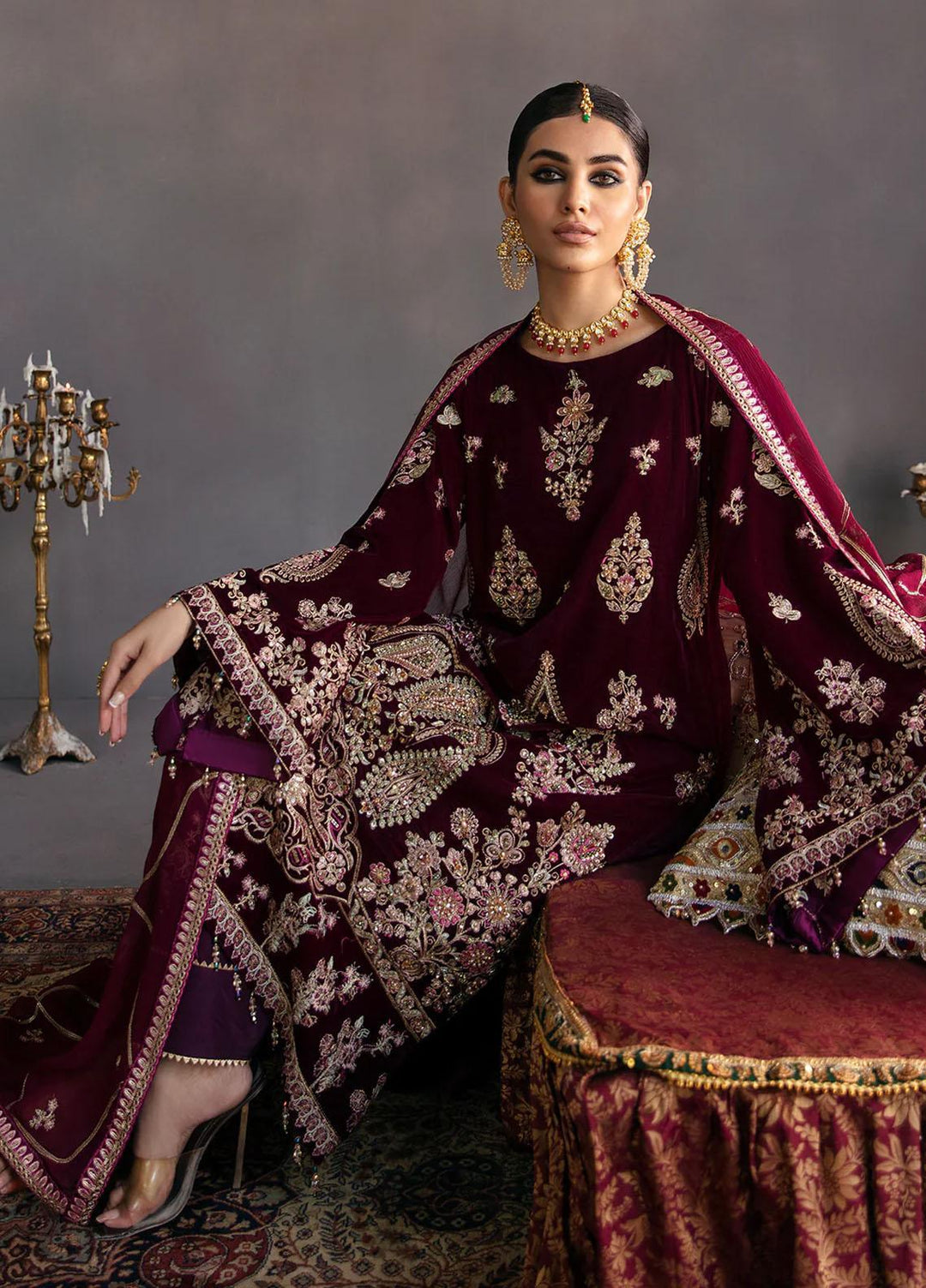 Makhmal By Emaan Adeel Embroidered Velvet Suits Unstitched 3 Piece EA23MK MK-04 Hayal - Luxury Winter Collection