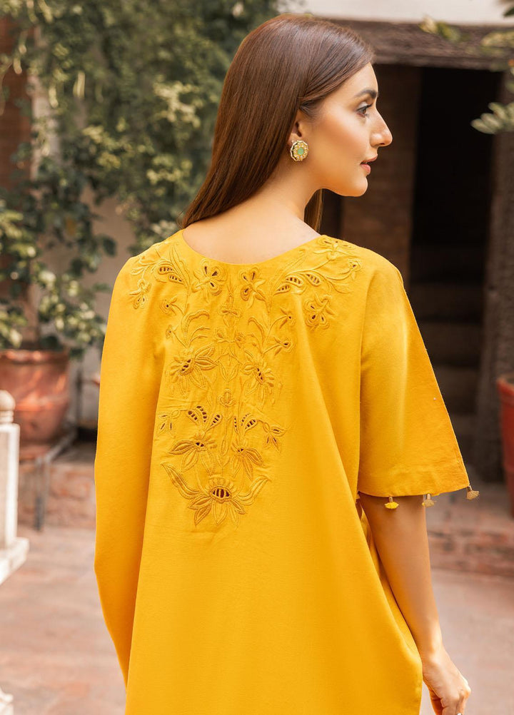 Manaal Arfeen Luxury Pret  Karandi 2 Piece Suit MNL23LP Musturd Glow