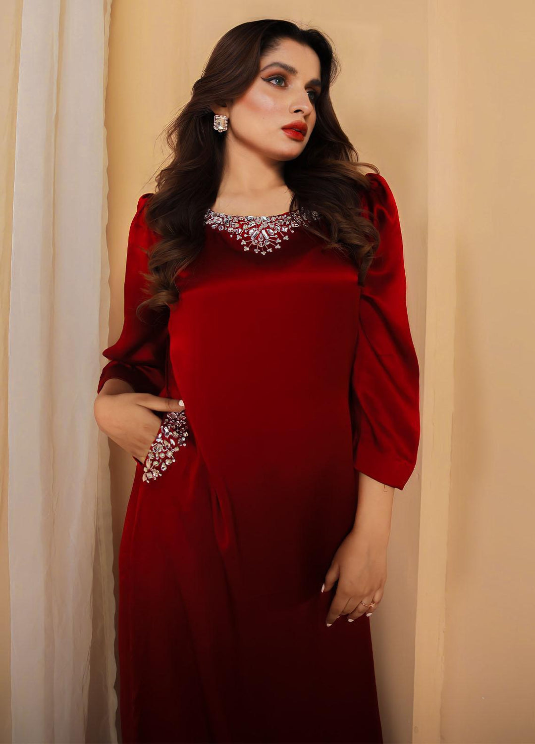 Manaal Arfeen Luxury Pret  Silk 2 Piece Suit MNL23LP Red Crystal