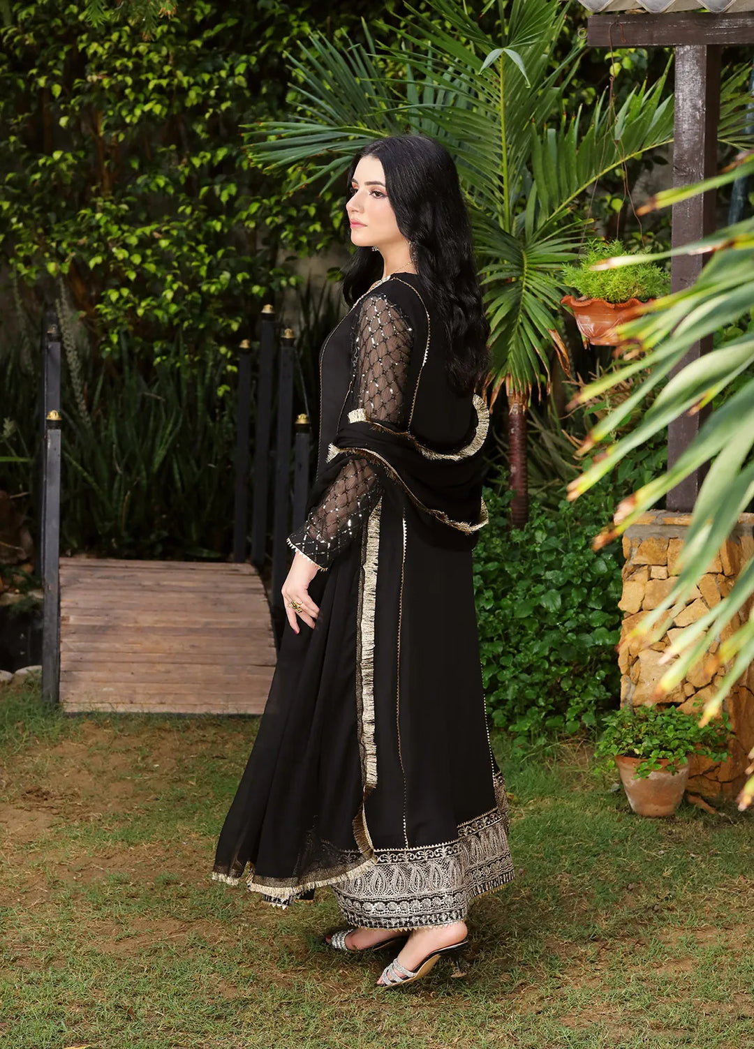 Manahils Pret Embroidered Chiffon 3 Piece Suit KURTI 123 Black