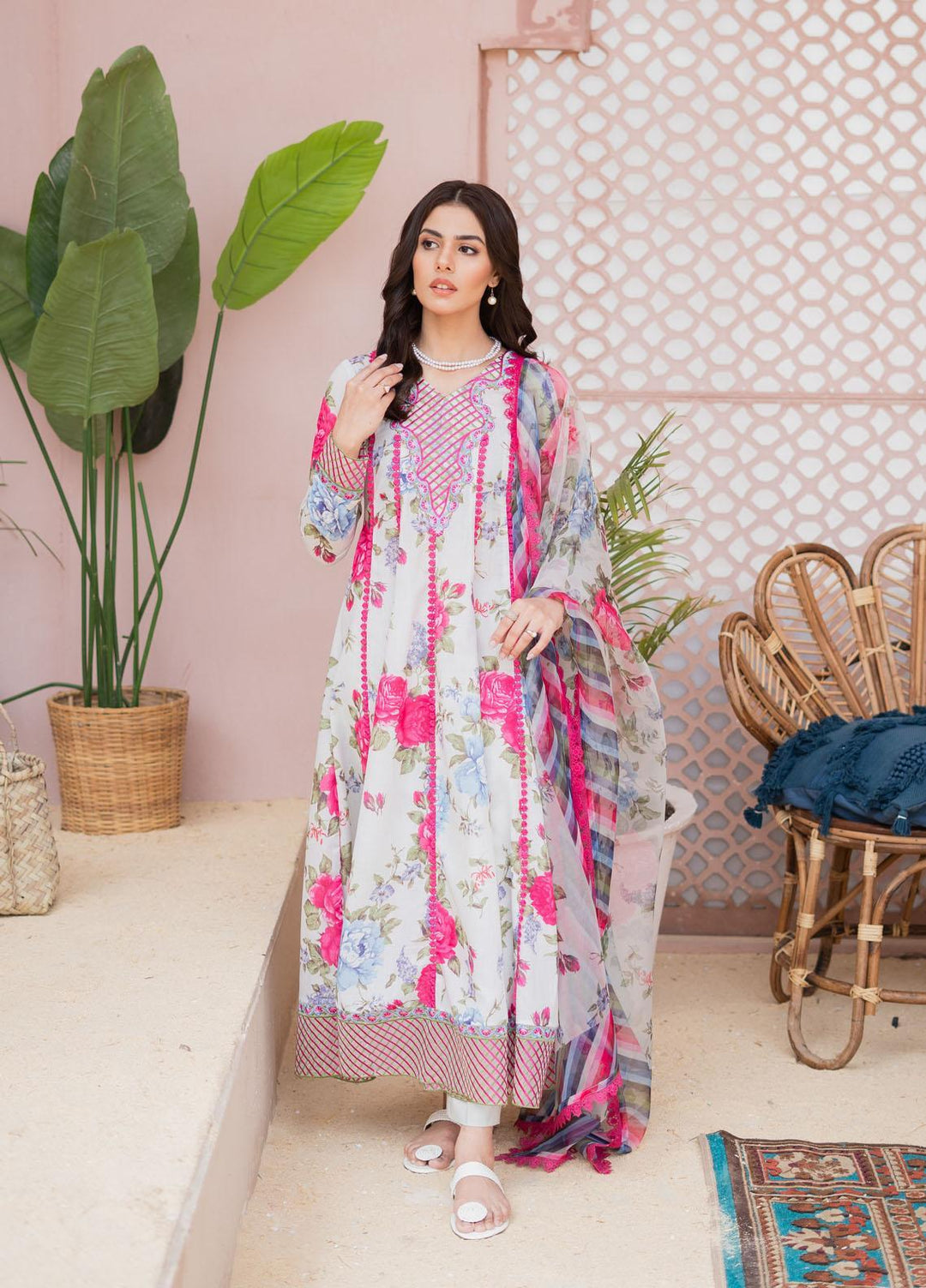 Maria Osama Khan Casual Pret  Lawn 3 Piece Suit MOK23CP Floral Bliss