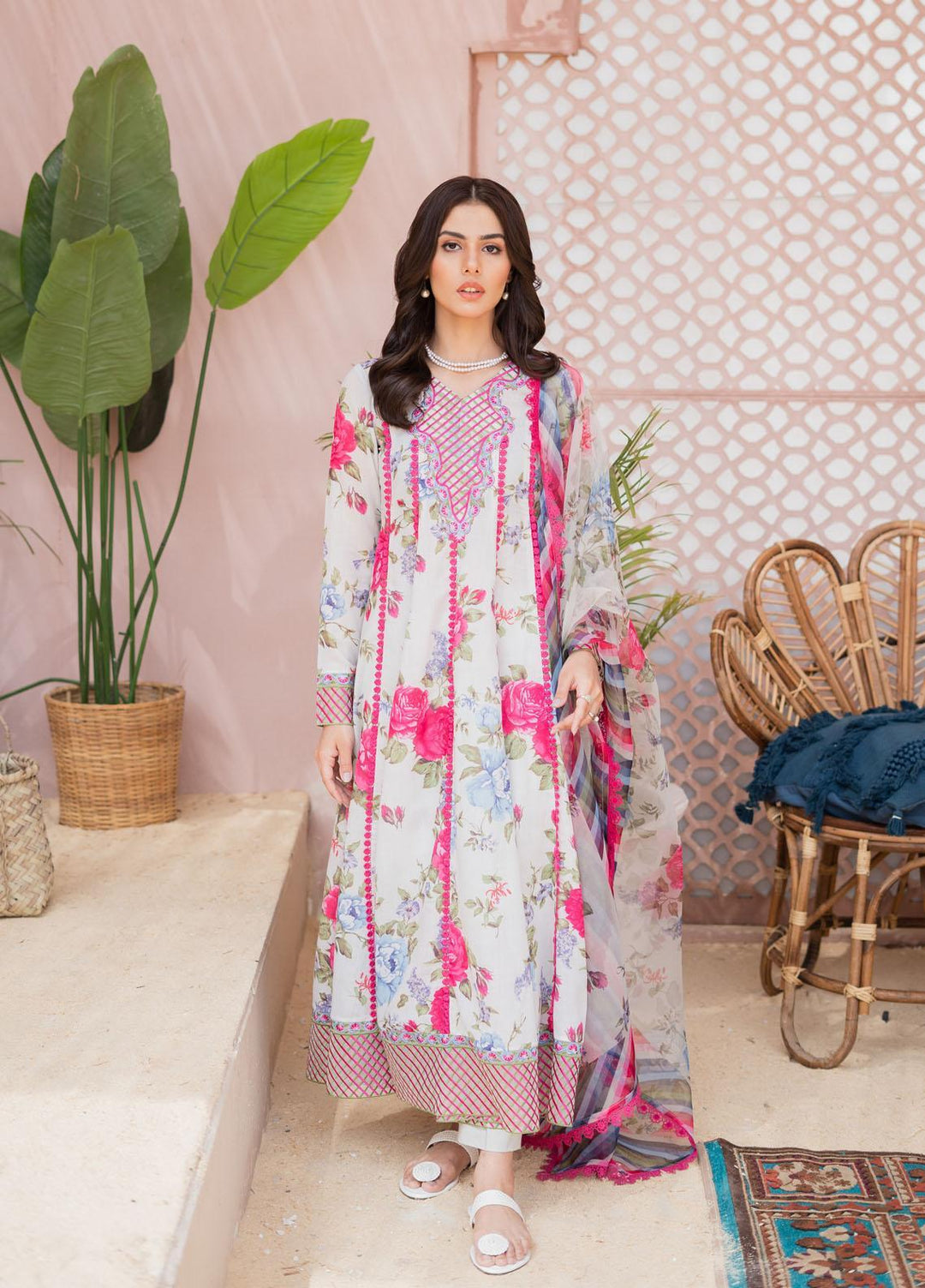 Maria Osama Khan Casual Pret  Lawn 3 Piece Suit MOK23CP Floral Bliss