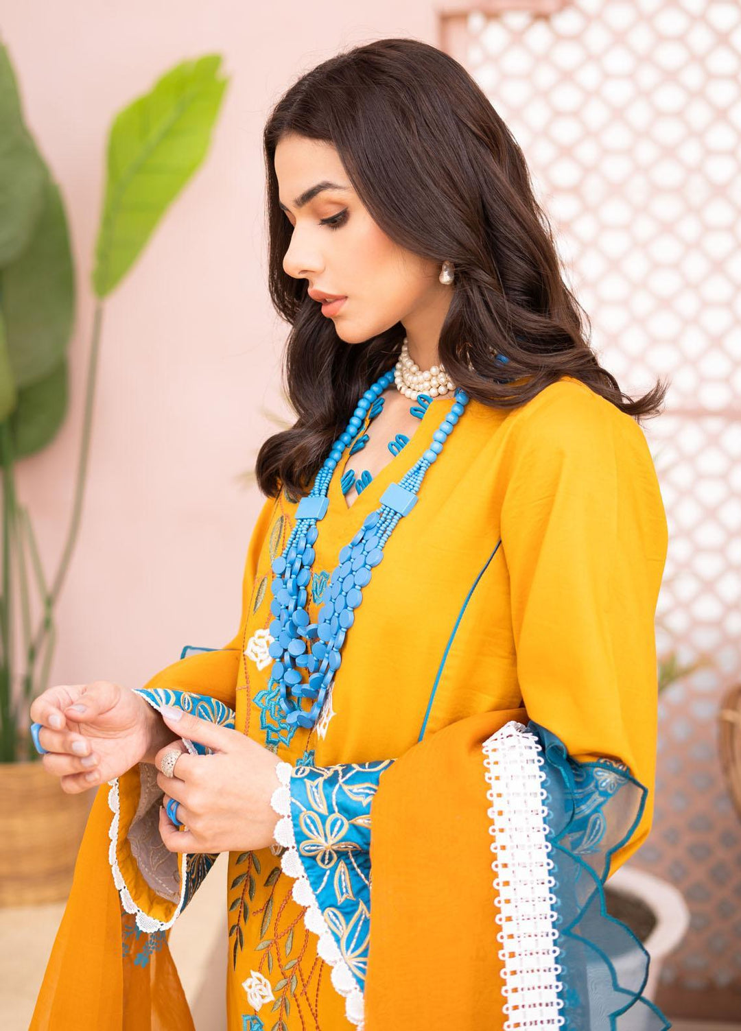 Maria Osama Khan Casual Pret  Lawn 3 Piece Suit MOK23CP Carnation