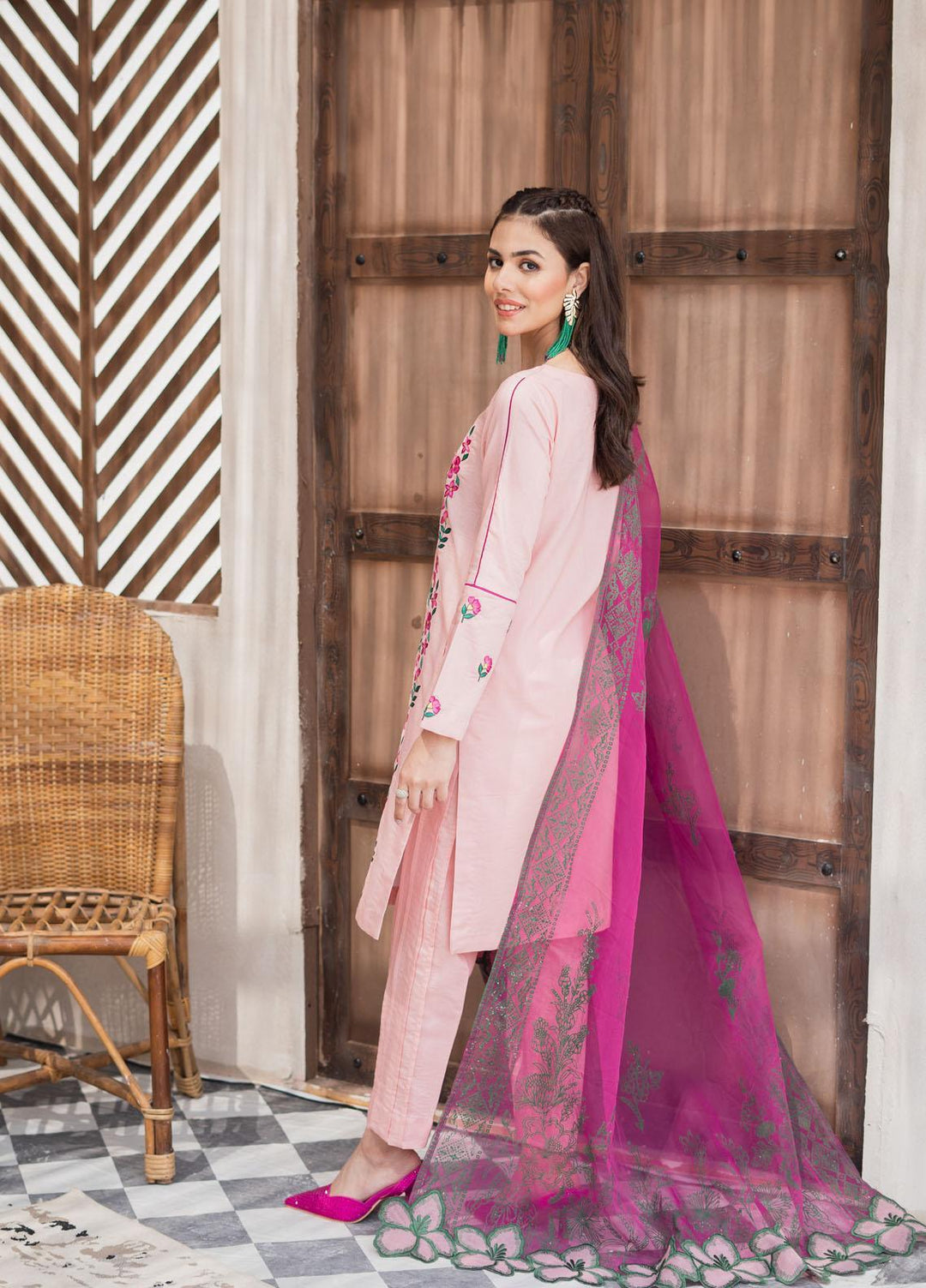 Maria Osama Khan Casual Pret  Lawn 3 Piece Suit MOK23CP Petunia