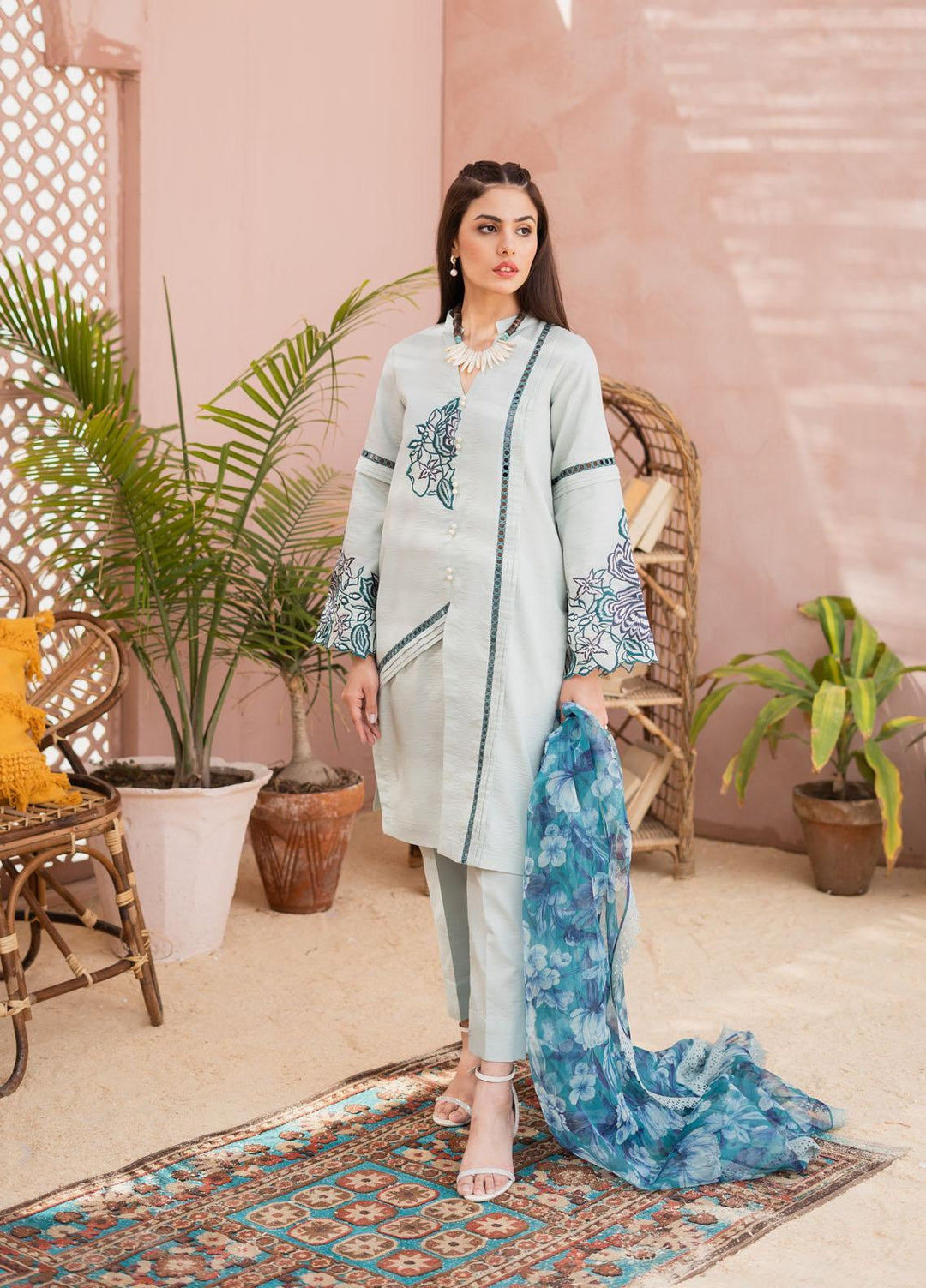 Maria Osama Khan Casual Pret  Lawn 3 Piece Suit MOK23CP Blue Bell