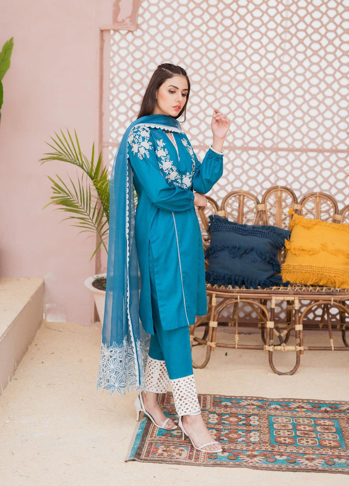Maria Osama Khan Casual Pret  Lawn 3 Piece Suit MOK23CP Butterfly Pea