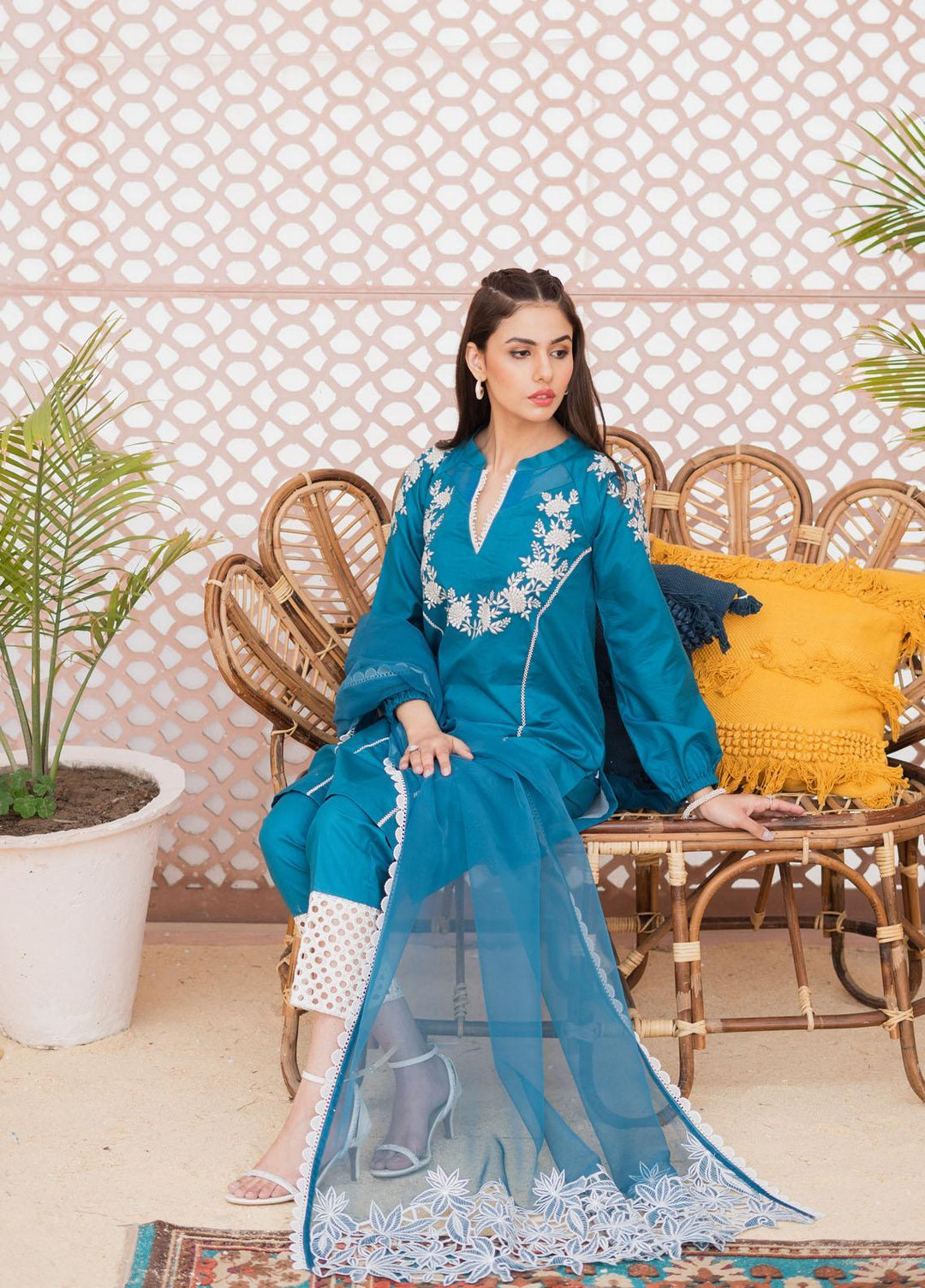 Maria Osama Khan Casual Pret  Lawn 3 Piece Suit MOK23CP Butterfly Pea