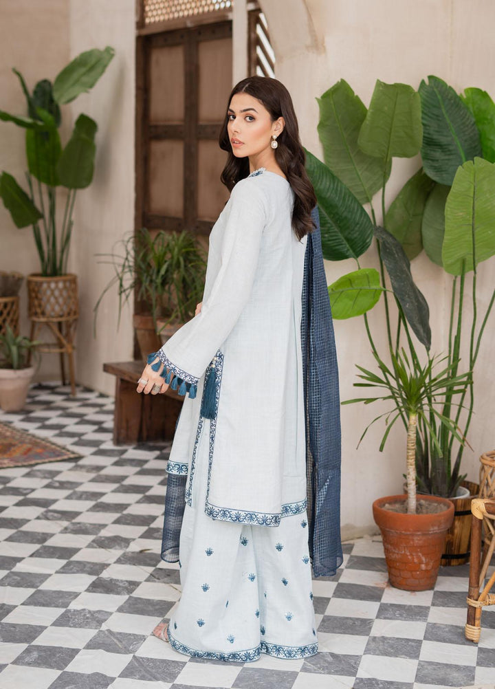 Maria Osama Khan Casual Pret  Lawn 3 Piece Suit MOK23CP Zephyr