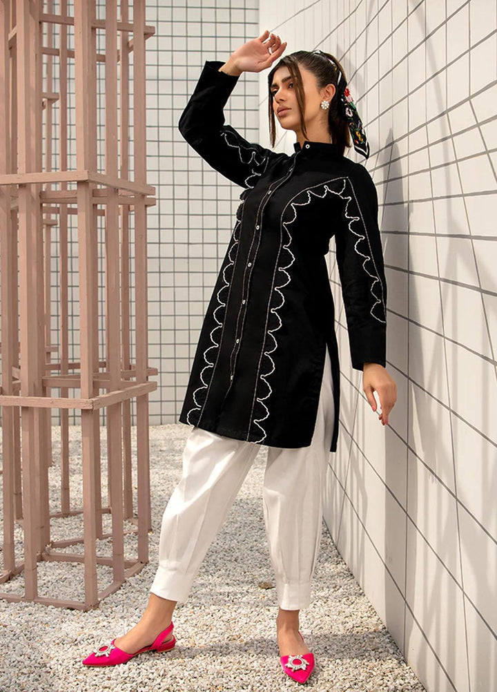 Maria Osama Khan Casual Pret  Lawn 2 Piece MOK22CB HILLAH