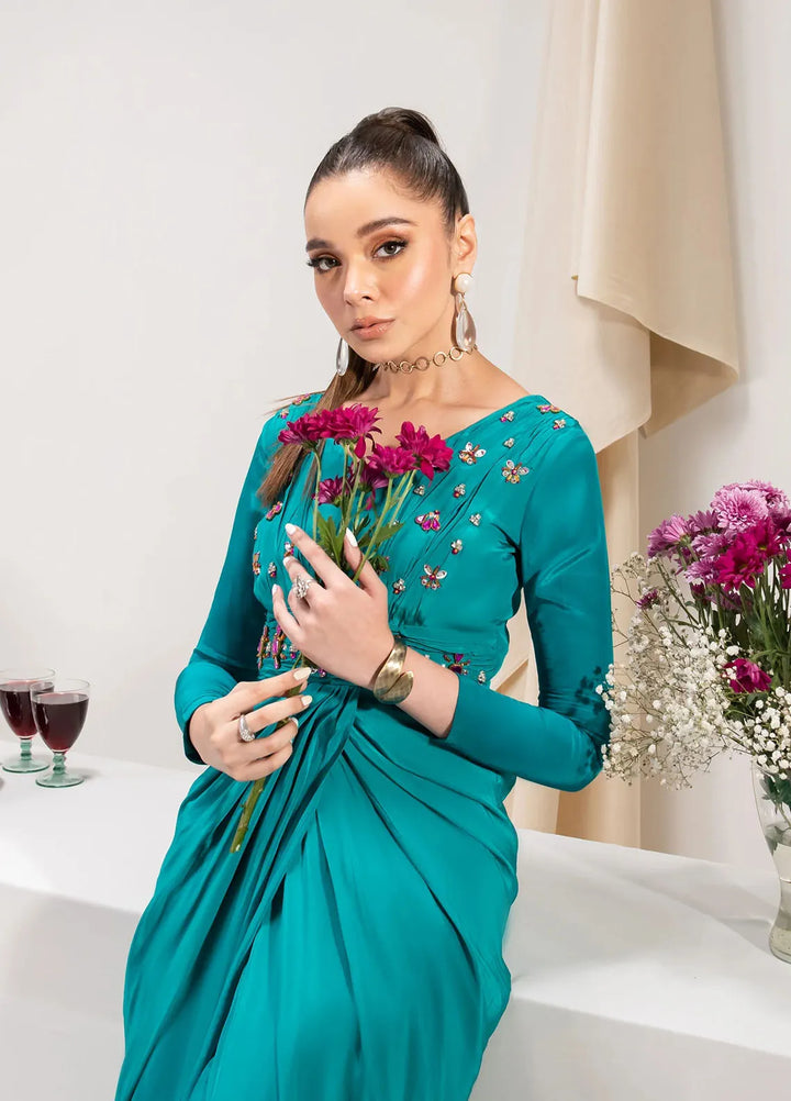 Maria Osama Khan Pret Embroidered Grip 2 Piece Suit Aquamarine