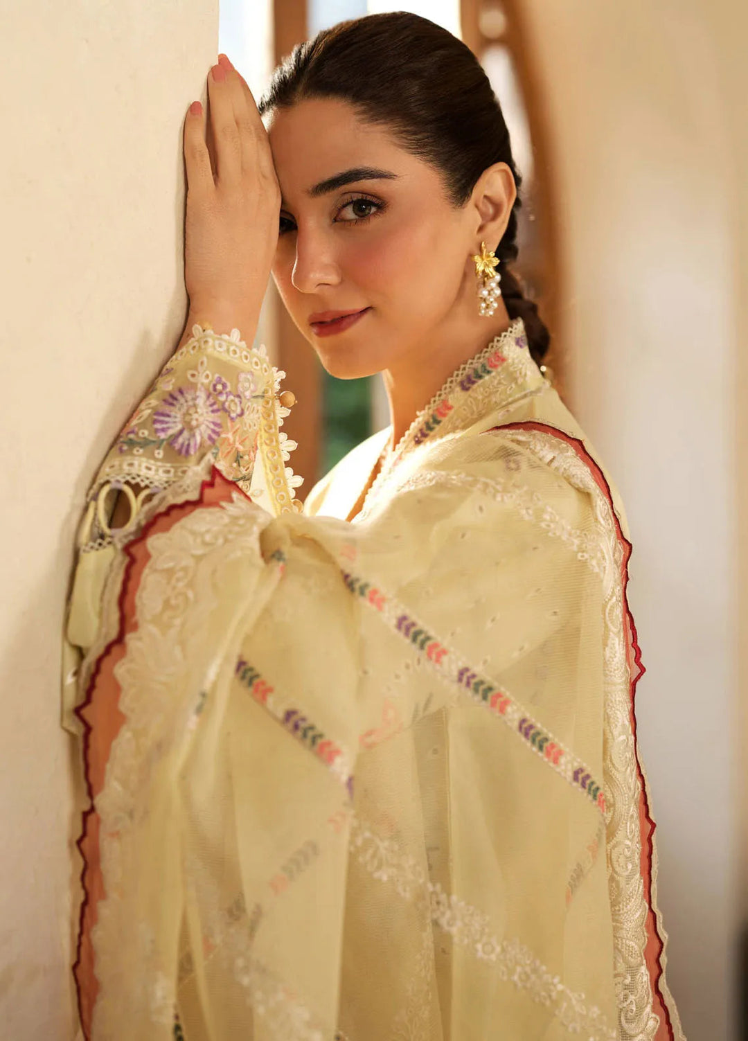 Maryum Hussain Embroidered Lawn Suit Unstitched 3 Piece MH25LL D-04 Lemon Garden - Summer Collection