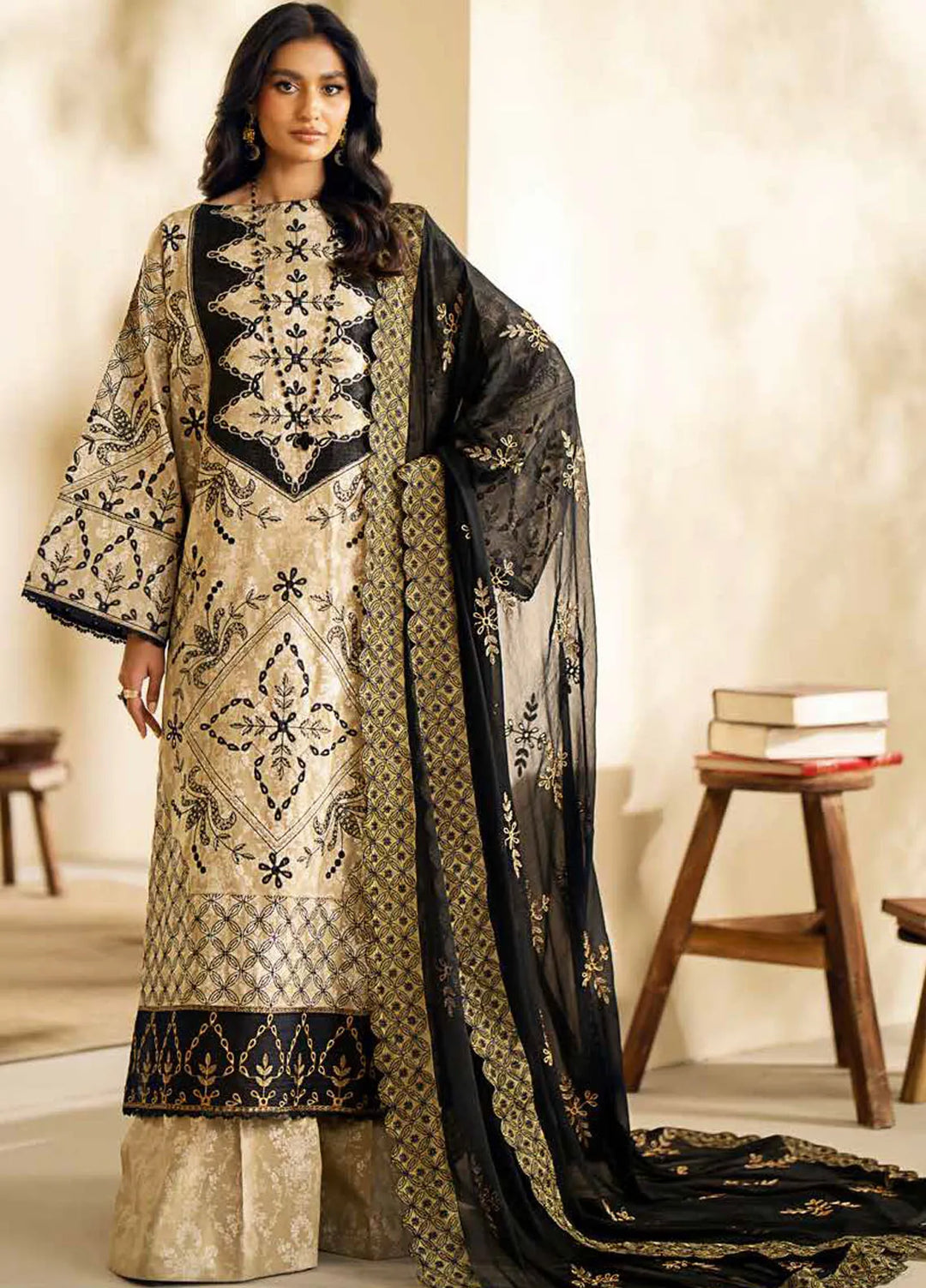 Maryum N Maria Embroidered Lawn Suit Unstitched 3 Piece MNM24EA Natasha - Luxury Collection